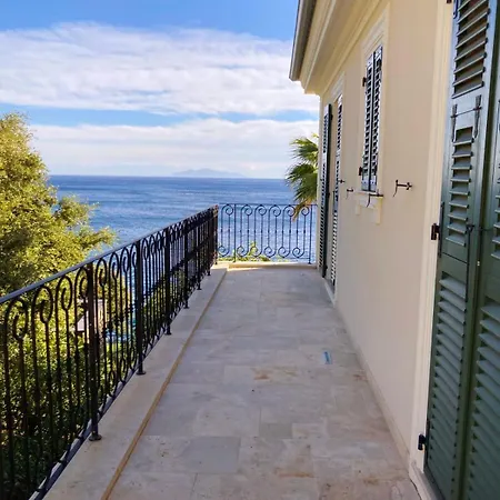 Villa Vill'a Fiurentina Piscine à Débordement Vue