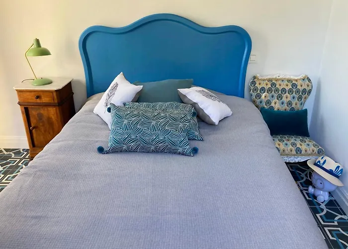 Vill'a Fiurentina Piscine A Debordement Vue Vila