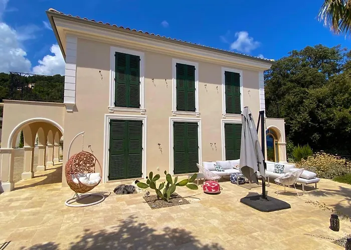 Villa Vill'a Fiurentina Piscine à Débordement Vue Erbalunga (Corsica)